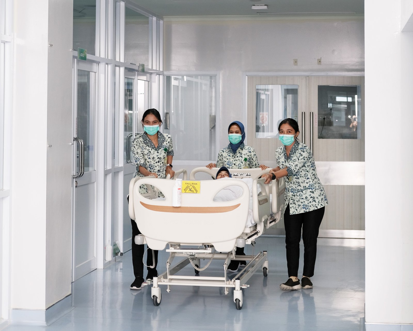 Intensive Care Unit (ICU)