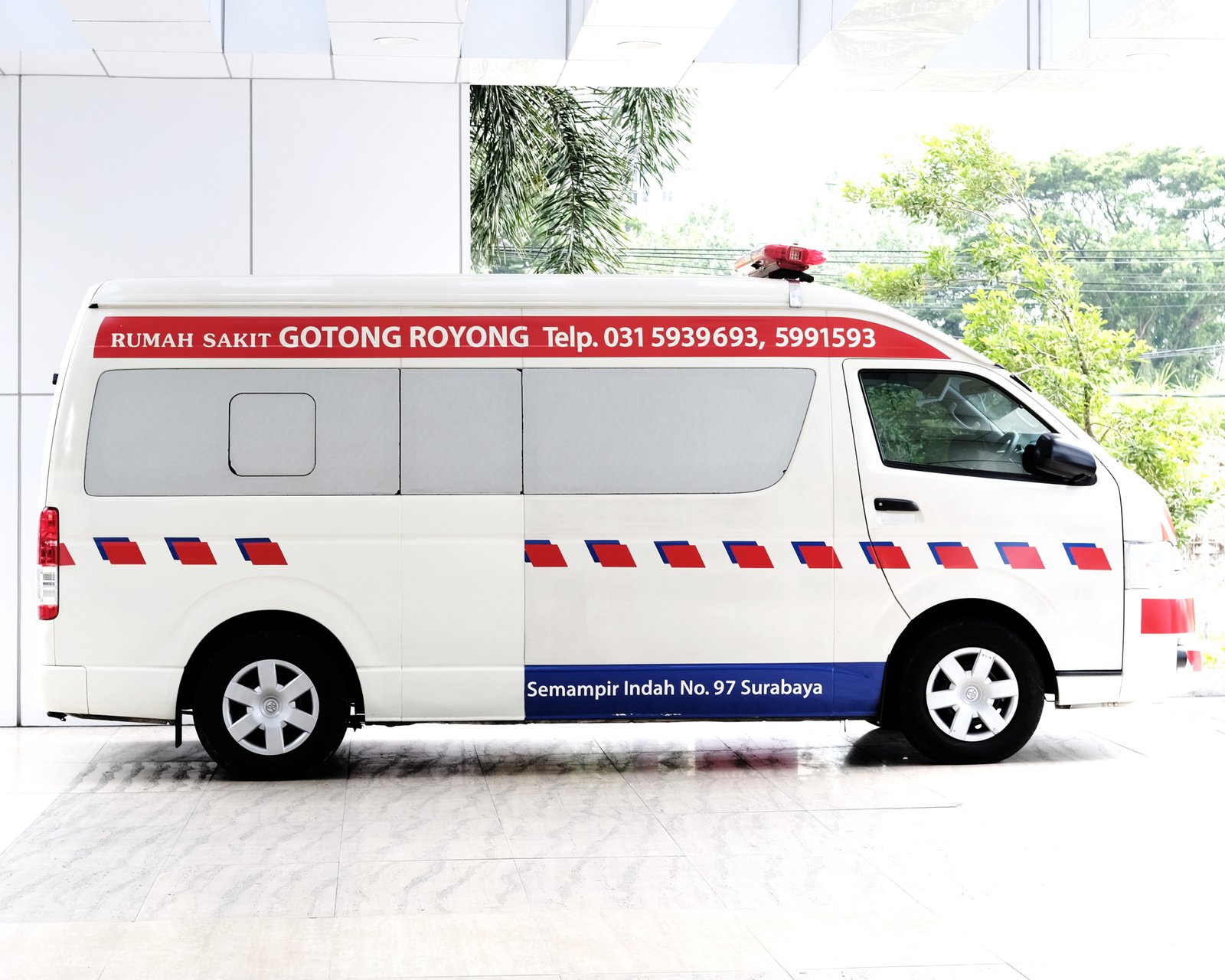 Ambulans 24 Jam